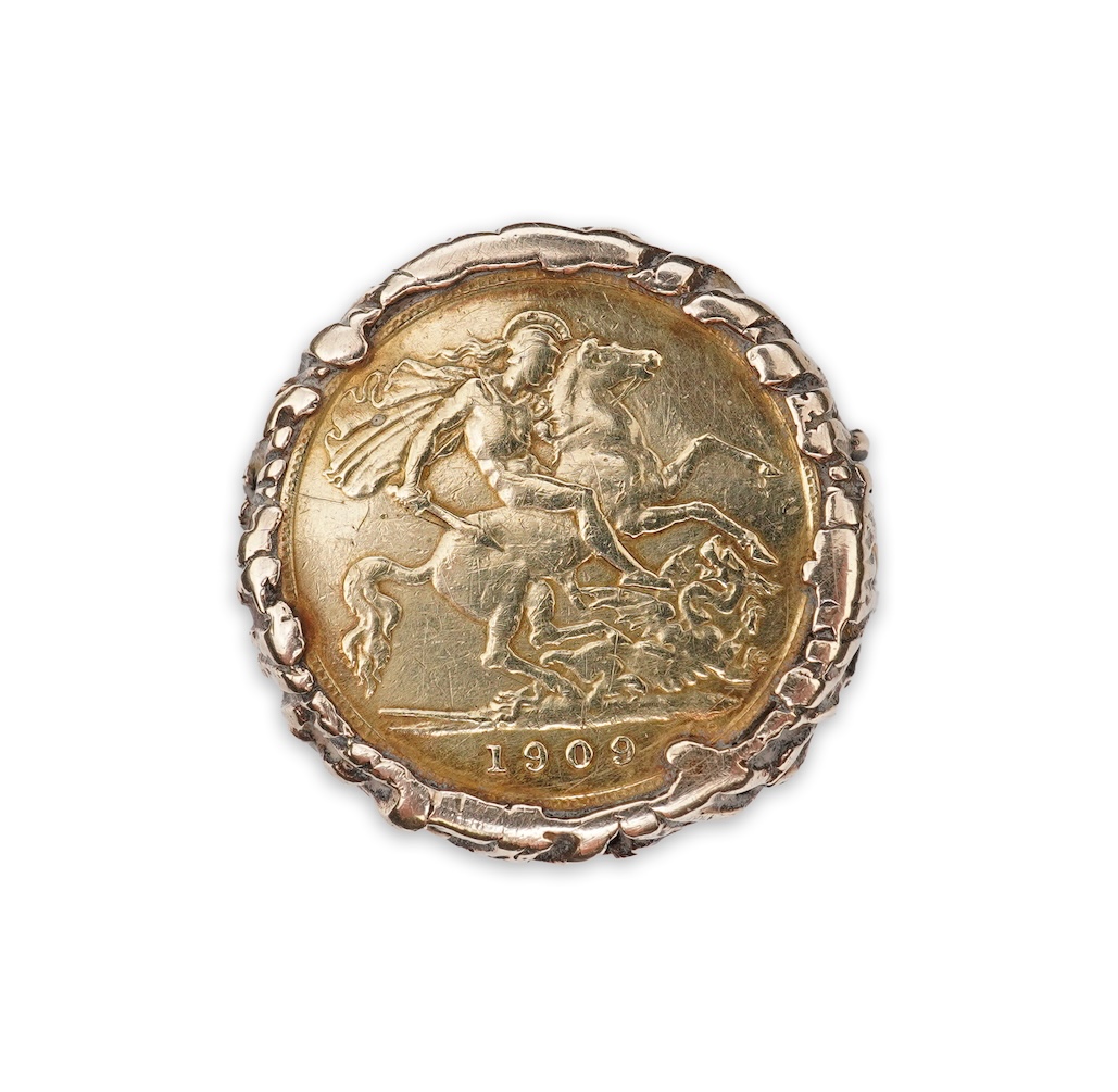 An Edward VII half sovereign coin ring, 1909 and later
